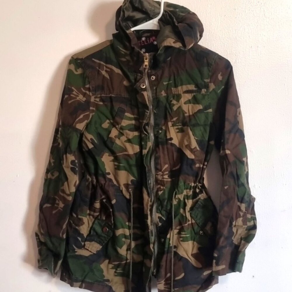 Women's Camo Coat